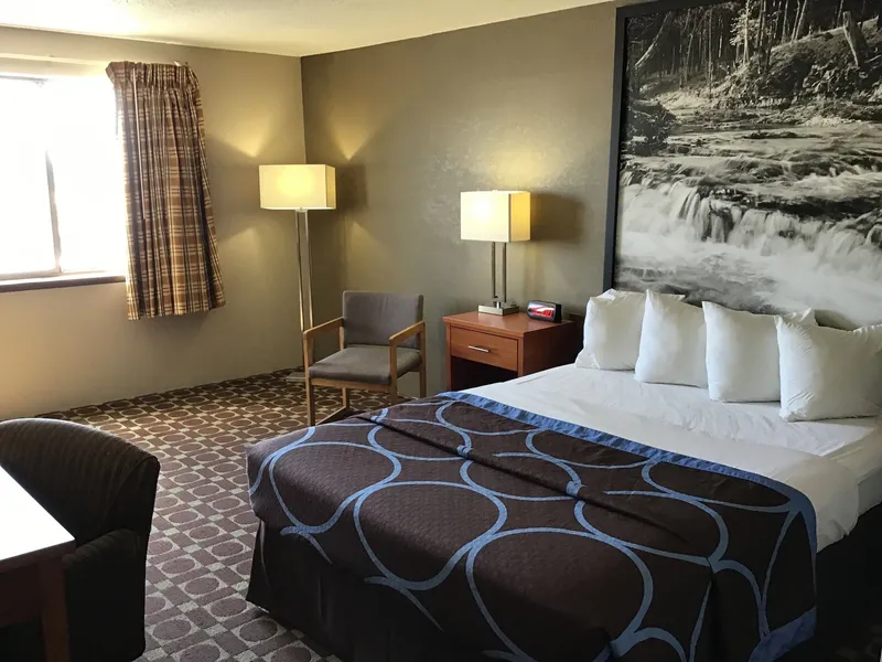 Super 8 by Wyndham Miles City hotel detail image 6
