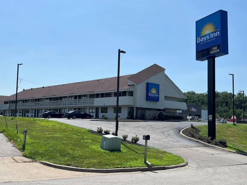 Days Inn by Wyndham Kansas City Northeast hotel detail image 2