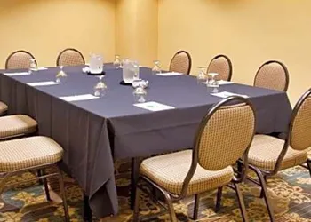 Holiday Inn Country Club Plaza hotel thumbnail 8