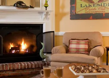 Squam Lake Inn hotel thumbnail 3
