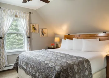 Squam Lake Inn hotel thumbnail 6