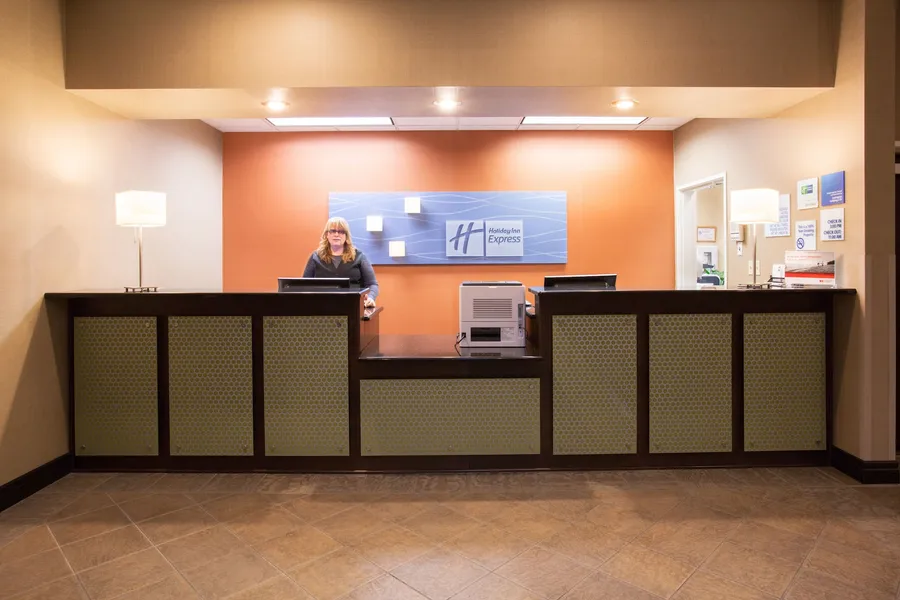 Holiday Inn Express Hotel & Suites Lexington By IHG hotel detail image 2