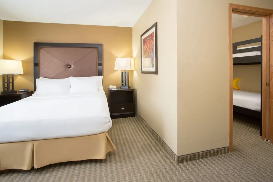 Holiday Inn Express Hotel & Suites Lexington By IHG hotel detail image 6