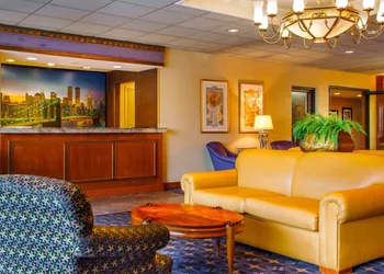 Quality Inn Meadowlands hotel thumbnail 5