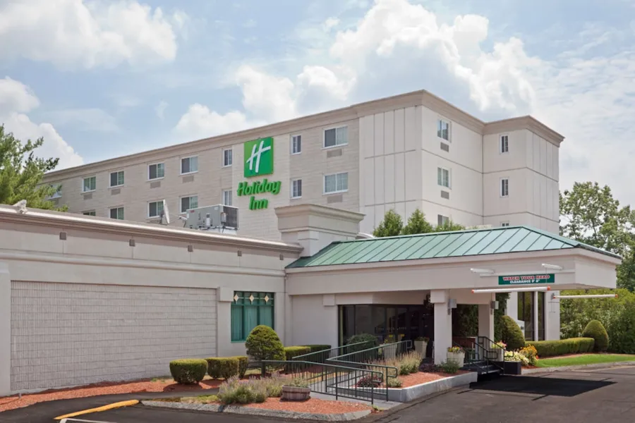 Holiday Inn Salem - I-93 at Exit 2 by IHG hotel detail image 2