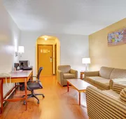 Econo Lodge Inn & Suites Albuquerque East I-40 Eubank Exit hotel detail image 3