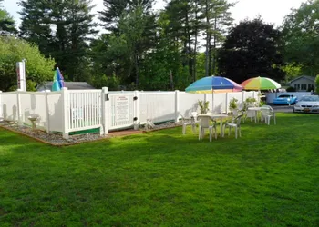 Lido Motel Lake George hotel thumbnail 6