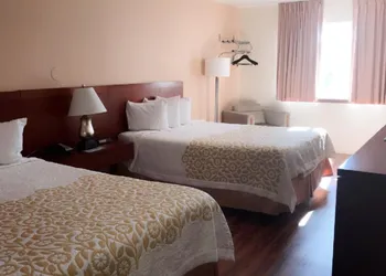 Days Inn by Wyndham Taos hotel thumbnail 5