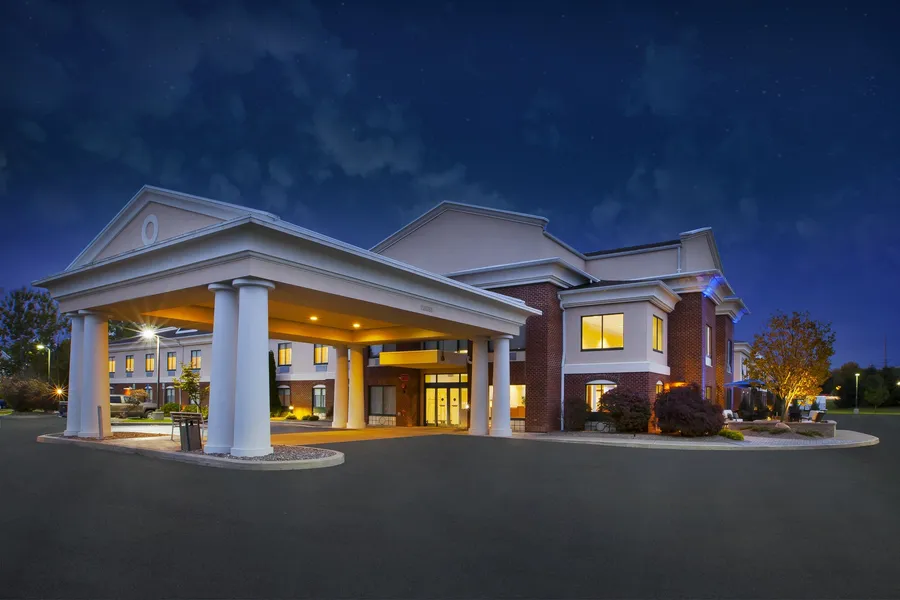 Holiday Inn Express Hotel & Suites Rochester - Victor by IHG hotel detail image 2