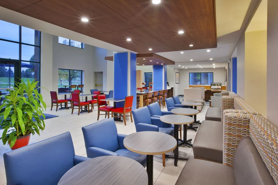 Holiday Inn Express Hotel & Suites Rochester - Victor by IHG hotel detail image 6