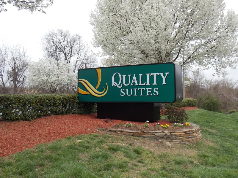 Quality Suites Pineville - Charlotte hotel detail image 6
