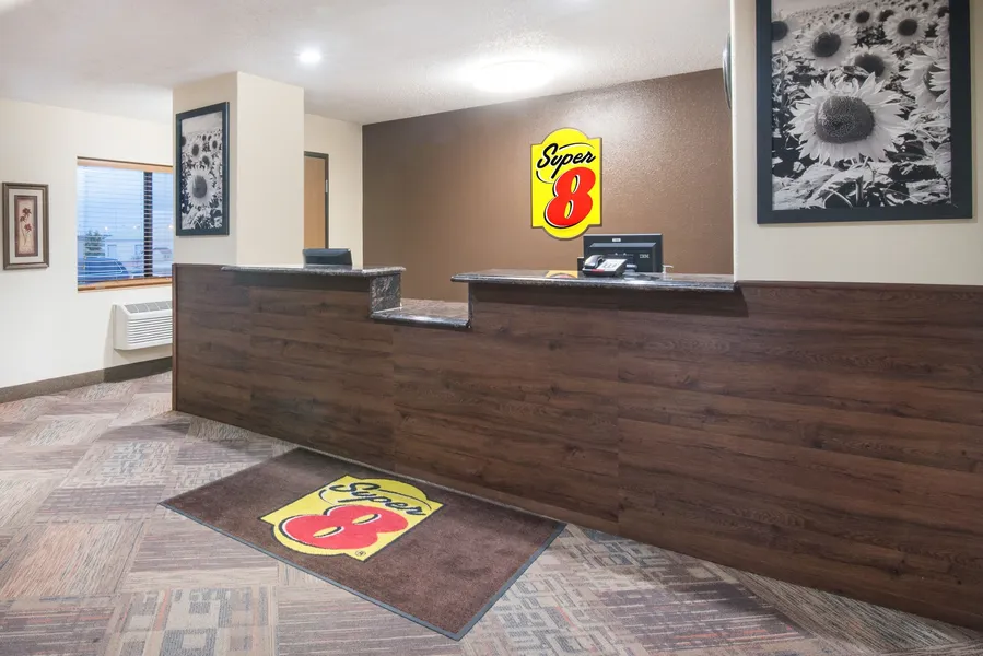 Super 8 by Wyndham Jamestown hotel detail image 2