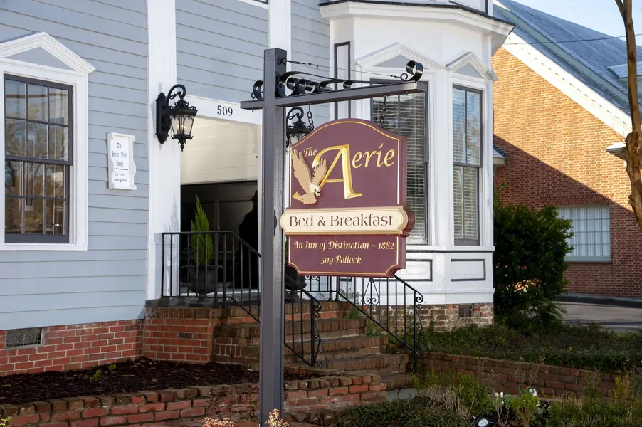 Aerie Bed and Breakfast hotel detail image 2