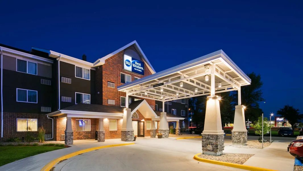 Best Western Harvest Inn & Suites hotel detail image 2