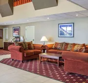Howard Johnson by Wyndham Columbus State Fairgrounds I-71 hotel detail image 3