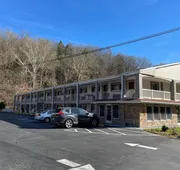 Econo Lodge Jefferson Hills Hwy 51 hotel detail image 5