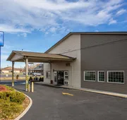 Americas Best Value Inn Burns hotel detail image 3