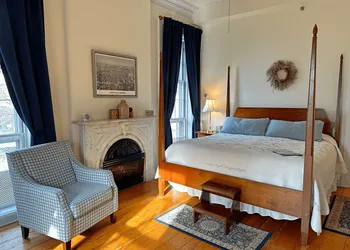 Christopher Dodge House hotel thumbnail 8
