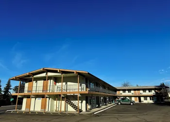 Snoozinn hotel thumbnail 5