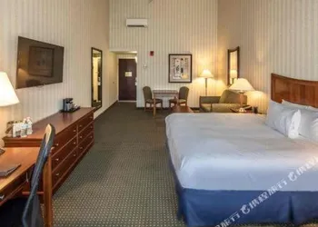 DoubleTree by Hilton Pittsburgh Monroeville Convention Center hotel thumbnail 3
