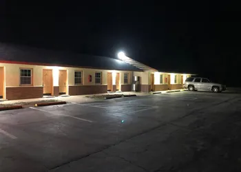 Sentinel Motel hotel thumbnail 2