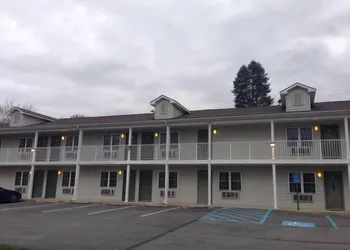 All Suites Inn Budget Host hotel thumbnail 4
