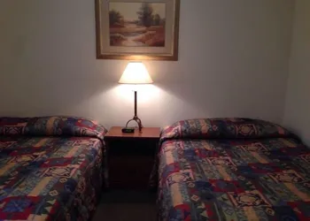 All Suites Inn Budget Host hotel thumbnail 7