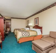 Super 8 by Wyndham Piedmont Greenville Area hotel detail image 4