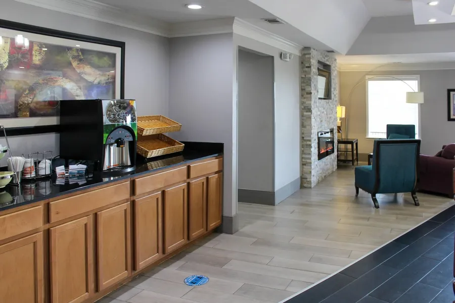 Quality Inn Crossville Near Cumberland Mountain State Park hotel detail image 6