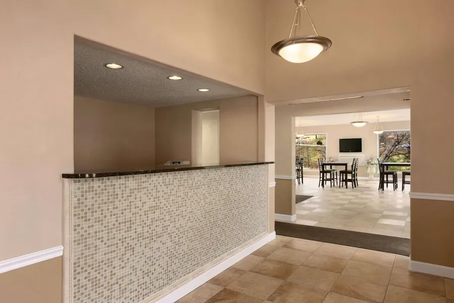 The Suite Inn hotel detail image 2