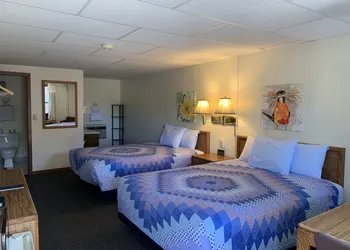 Chief Motel hotel thumbnail 6