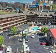 Crossroads Inn & Suites hotel detail image 3