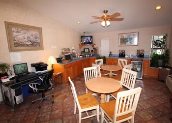 Executive Inn hotel thumbnail 2