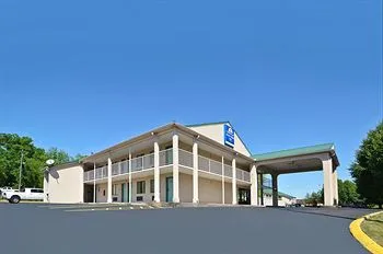 Rodeway Inn hotel thumbnail 6