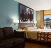 Super 8 by Wyndham Austin Downtown/Capitol Area hotel detail image 4