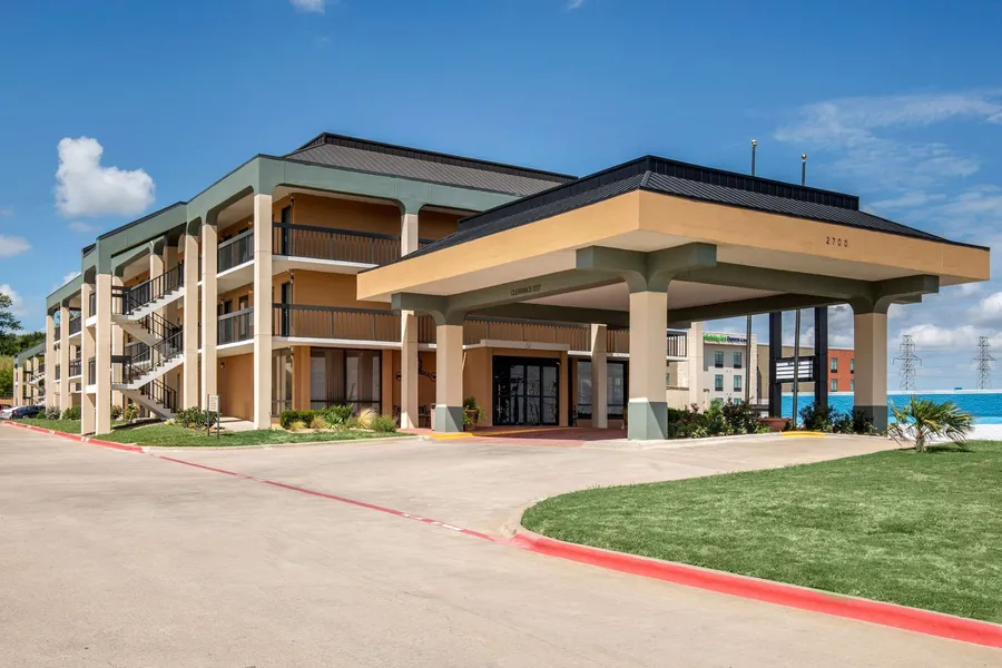 Quality Inn West Fort Worth hotel detail image 6