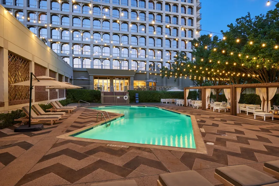DoubleTree by Hilton Dallas - Market Center hotel detail image 2