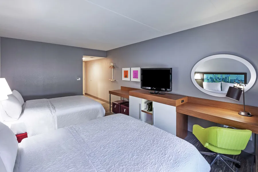 Hampton Inn & Suites Houston-Bush Intercontinental Aprt hotel detail image 6