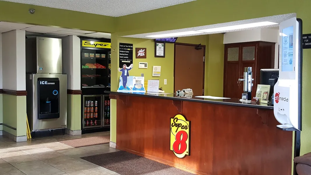 Super 8 by Wyndham Harlingen TX hotel detail image 6