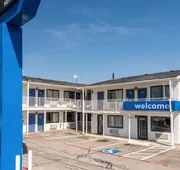 Motel 6 Fort Worth, TX - North hotel detail image 5