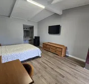 Luxury Inn & Suites and RV Park hotel detail image 7