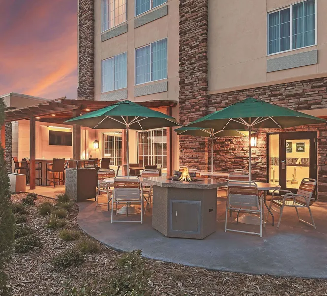La Quinta Inn & Suites by Wyndham Pecos hotel detail image 2
