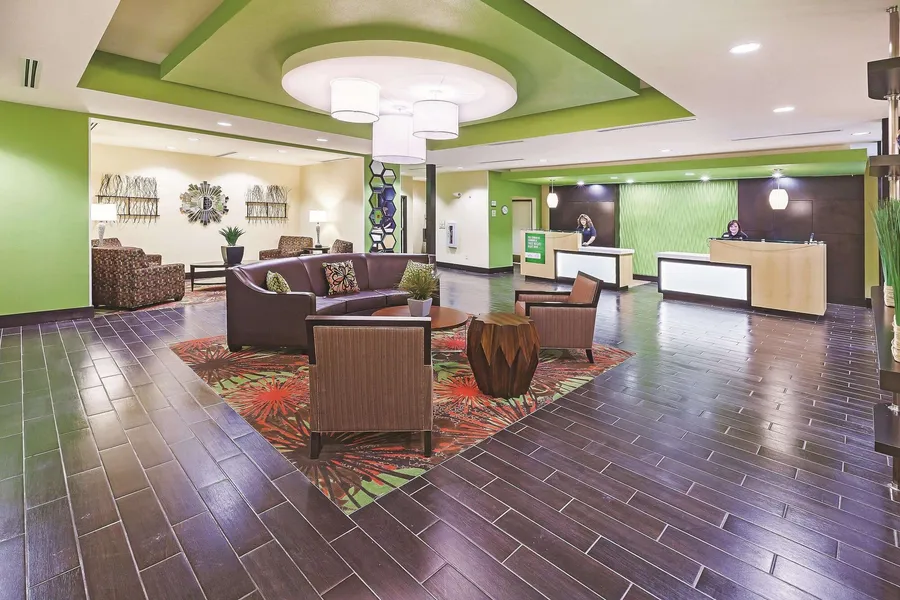 La Quinta Inn & Suites by Wyndham Pecos hotel detail image 6