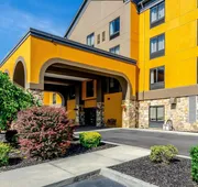 Quality Inn & Suites Abingdon hotel detail image 4