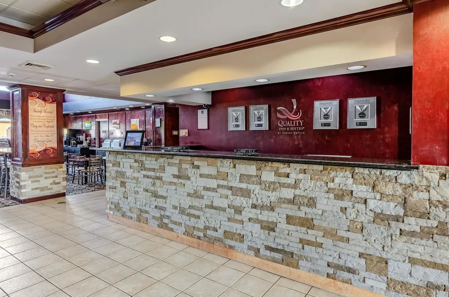 Quality Inn & Suites Abingdon hotel detail image 6