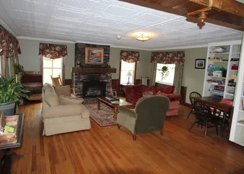 Smugglers Notch Inn hotel thumbnail 8