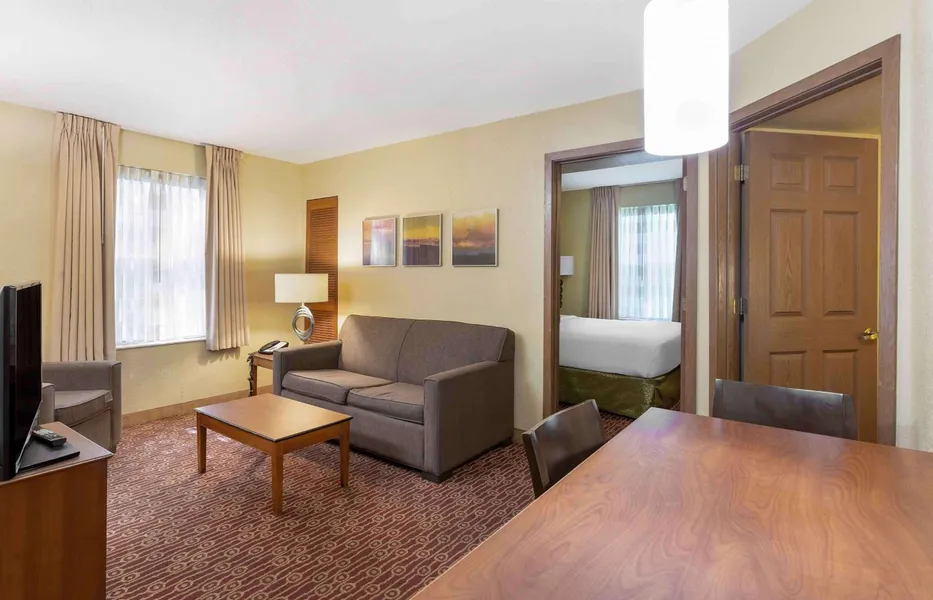 Extended Stay America Suites Chantilly Dulles hotel detail image 2