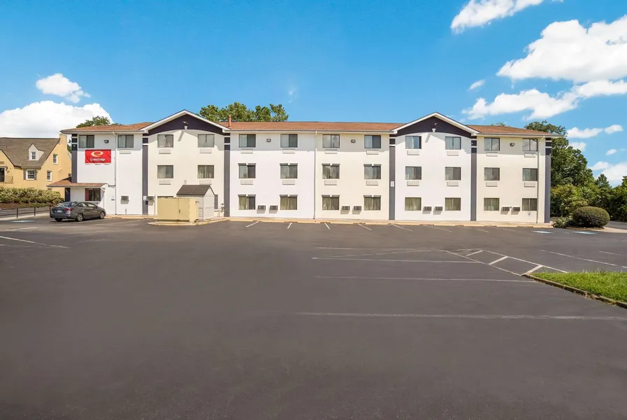 Econo Lodge Spotsylvania Town Center hotel detail image 2