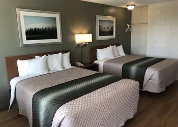 HomeTowne Studios by Red Roof Tacoma - Hosmer hotel thumbnail 5