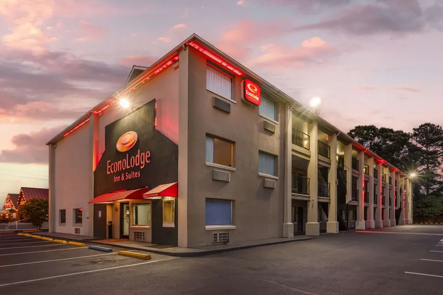 Econo Lodge Inn & Suites Virginia Beach - Norfolk hotel detail image 6